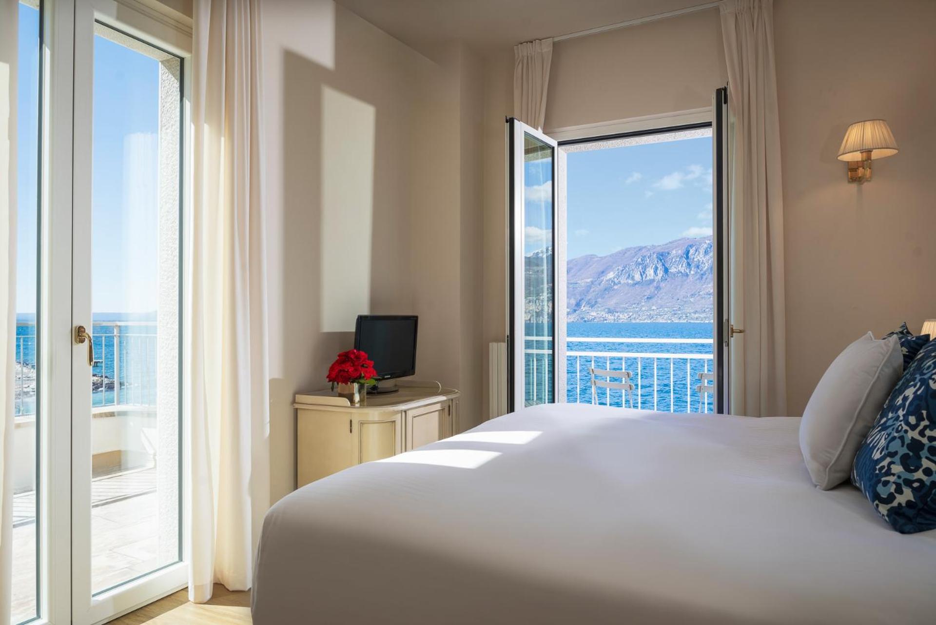 La Caletta Hotel Bolognese برنزوني سول جاردا المظهر الخارجي الصورة